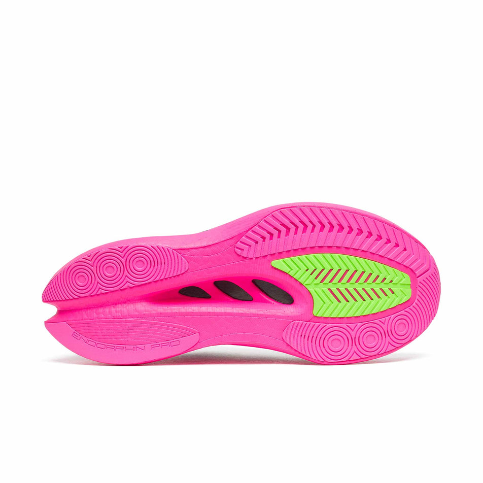 The outsole of the right shoe from a pair of Saucony Men's Endorphin Pro 5 Running Shoes in the Black/Shock colourway.
