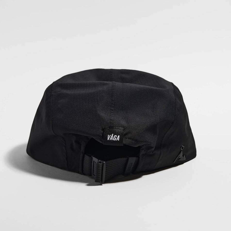 Back view of the VAGA Fell Running Cap 2.0 in the Black colourway.
