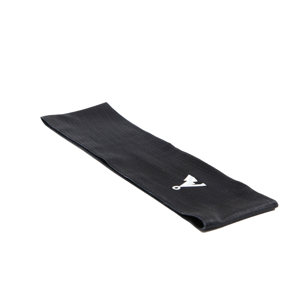 The back of a VÅGA Unisex Summer Headband in the Black colourway (8684841074850)