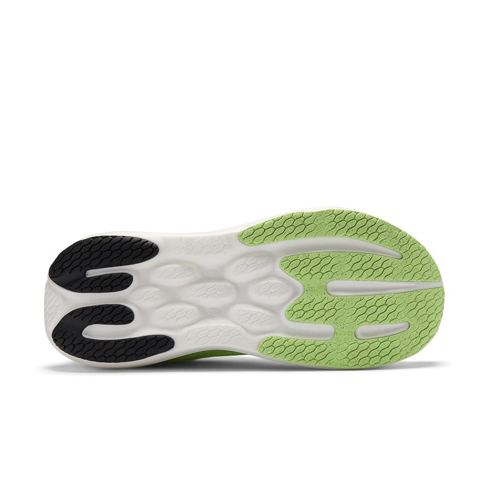 The outsole of the right shoe from a pair of New Balance Women's 1080 V15 Running Shoes in the Afterglow/Blue Bird colourway.