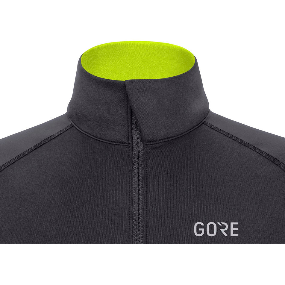 Collar View of Women's Gore Wear M Mid Long Sleeve Zip Shirt (6918391038114)