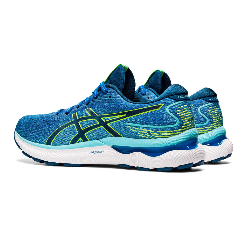 Lateral angled view of Asics | Men's Gel-Nimbus 24 Running Shoes (7215070740642)