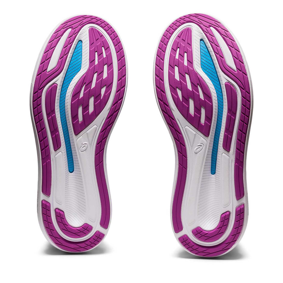 The outsole on the right and left shoes from a pair of women's Asics Glideride 2 (6894095827106)