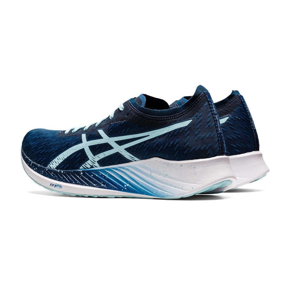 Lateral angled view of women's asics magic speed (7229732159650)