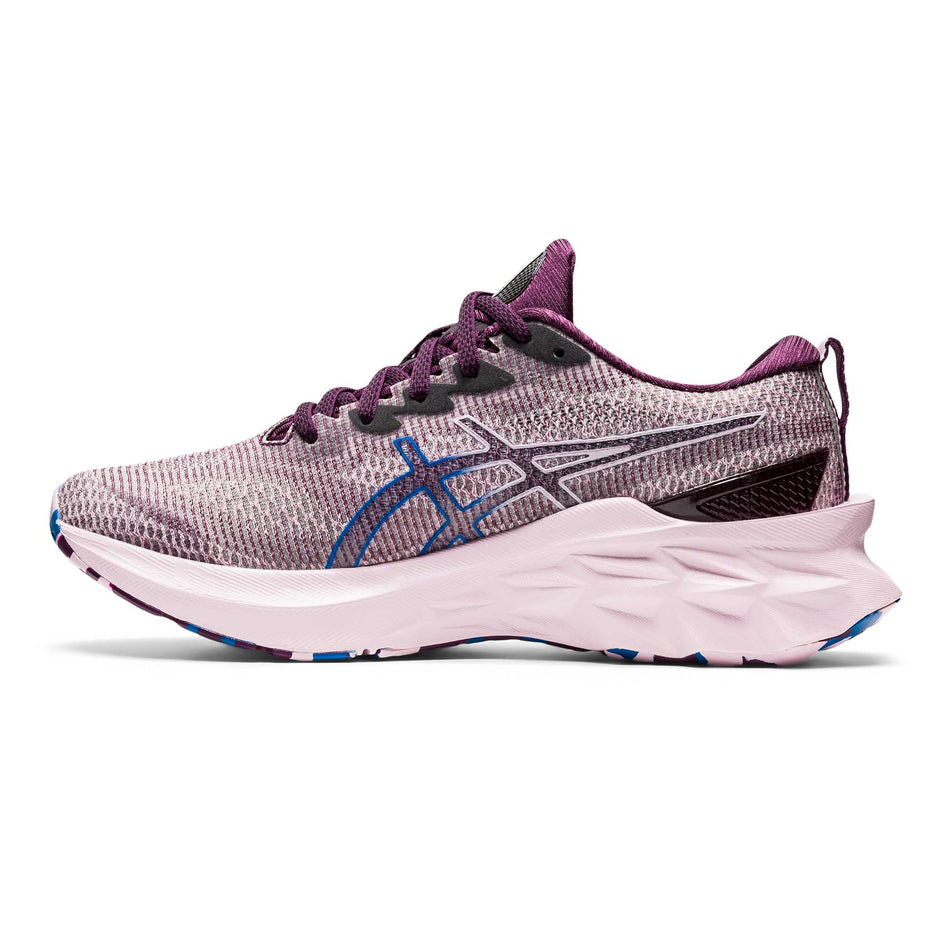 Medial view of Asics | Women's Novablast 2 LE Running Shoes (7215162458274)
