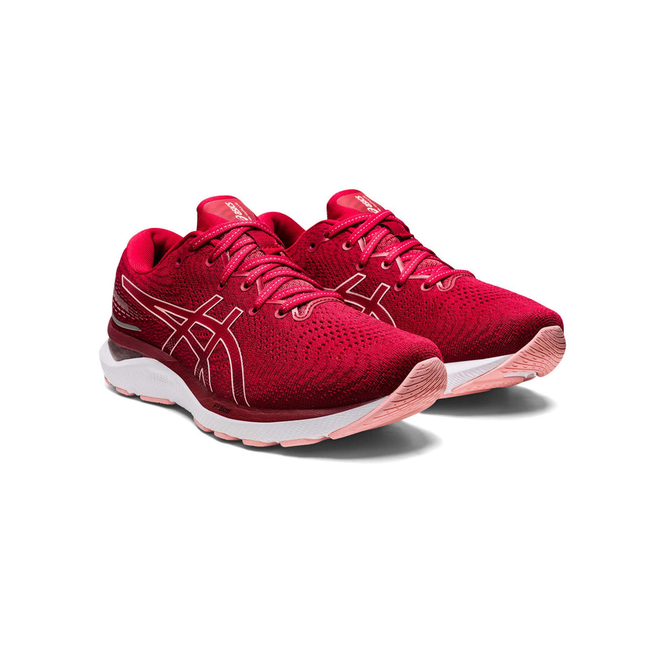 Anterior angled view of women's asics gel-cumulus 24 running shoes in red (7520619561122)