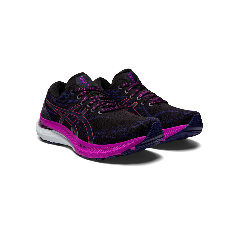 Anterior angled view of women's asics gel-kayano 29 running shoes in black (7520591380642)