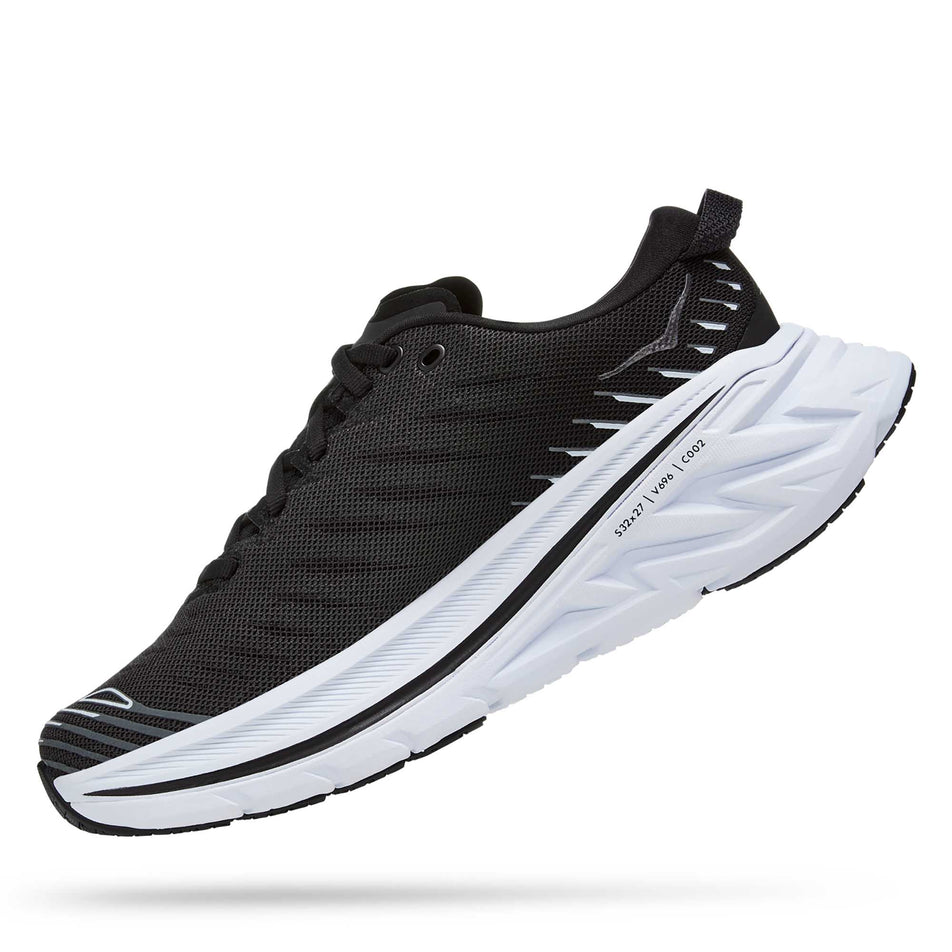 Medial angled view of women's hoka bondi x running shoes (7237911969954)