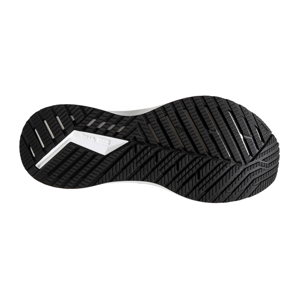 The full outsole on the right shoe from a pair of women's Brooks Bedlam 3 (6897024270498)