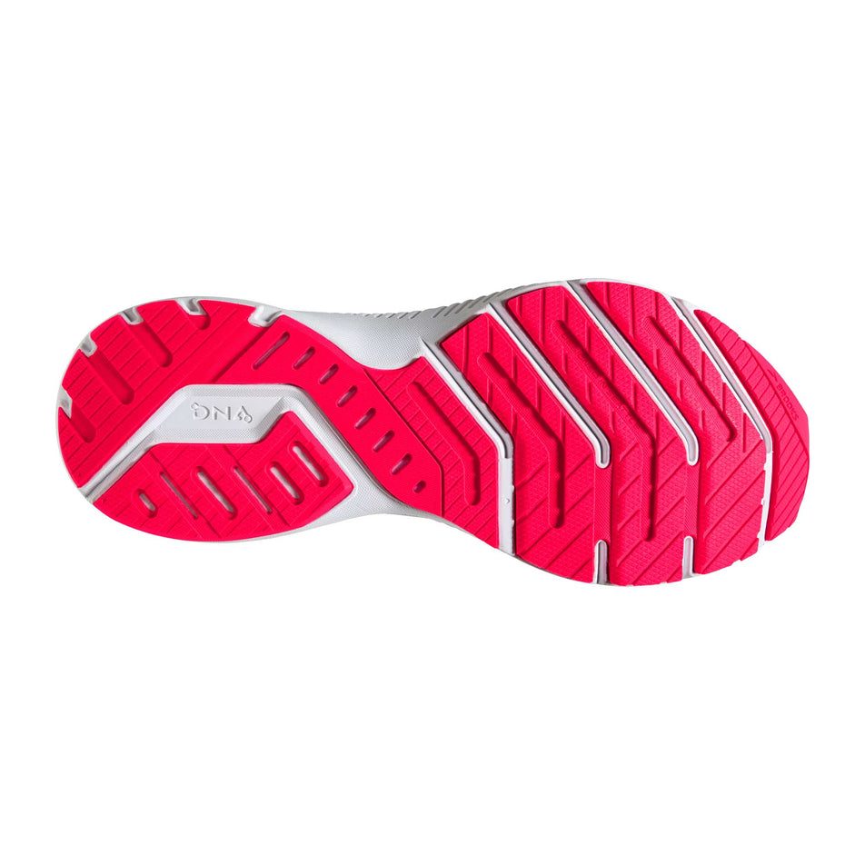 The full outsole on the right shoe from a pair of women's Brooks Launch 8 (6884819501218)