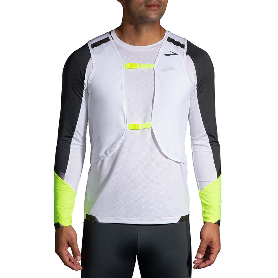 Front vest view of Brooks Men's Run Visible Convertible Jacket in white (7599102328994)