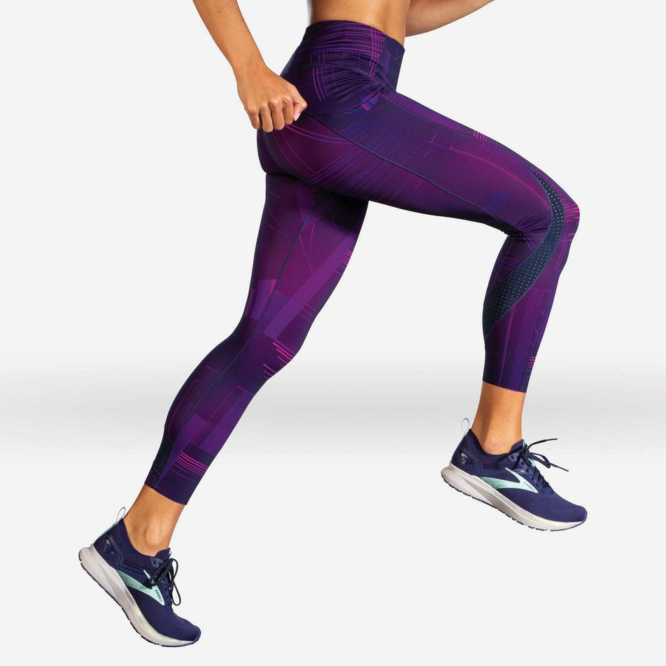 Side view of Brooks Method 7/8 Tights, Women's Running Tights  (6913695875234)