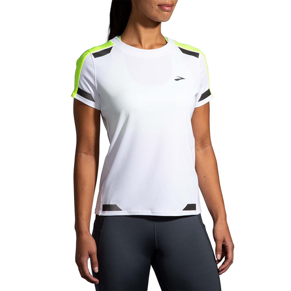 Front model view of Brooks Women's Run Visible Short Sleeve in white (7599100985506)