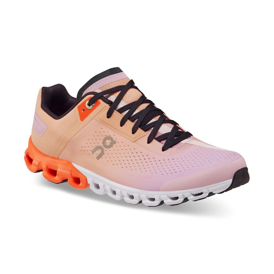 Anterior angled view of women's on cloudflow running shoes in pink (7525347557538)