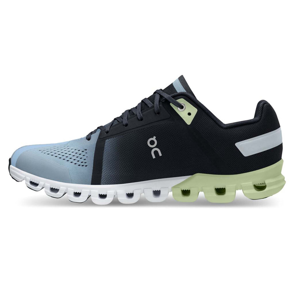 Medial view of men's on Cloudflow Running Shoes (7319023747234)