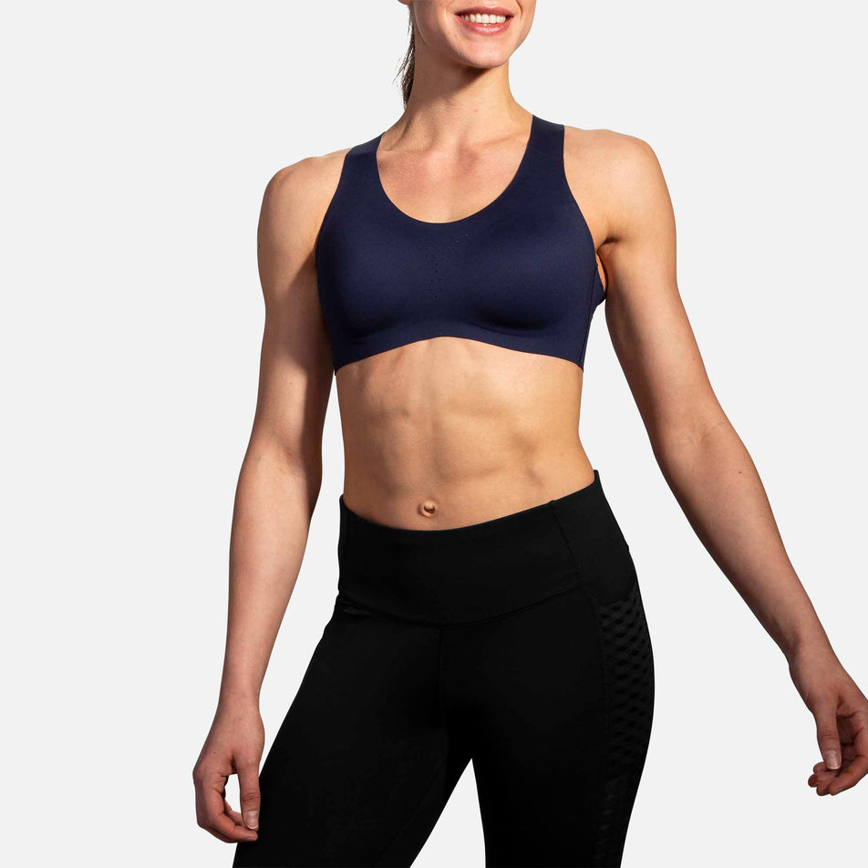 Crossback Sports Bra for Running | Brooks Running