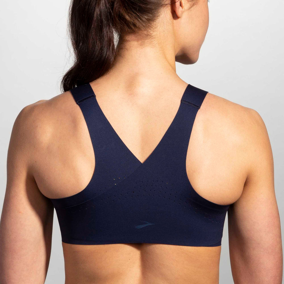 Back of Brooks Dare Crossback Run Bra (6914052391074)