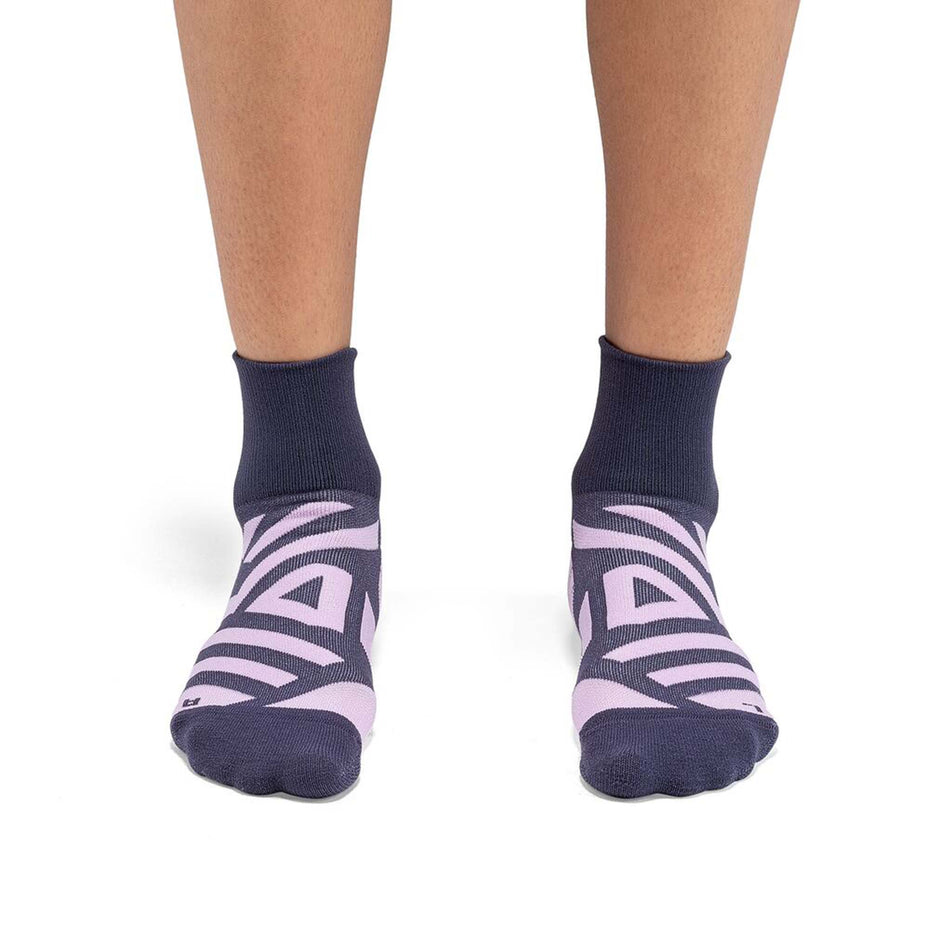 Front pair model view of On Women's Performance Mid Running Sock in purple (7520271368354)