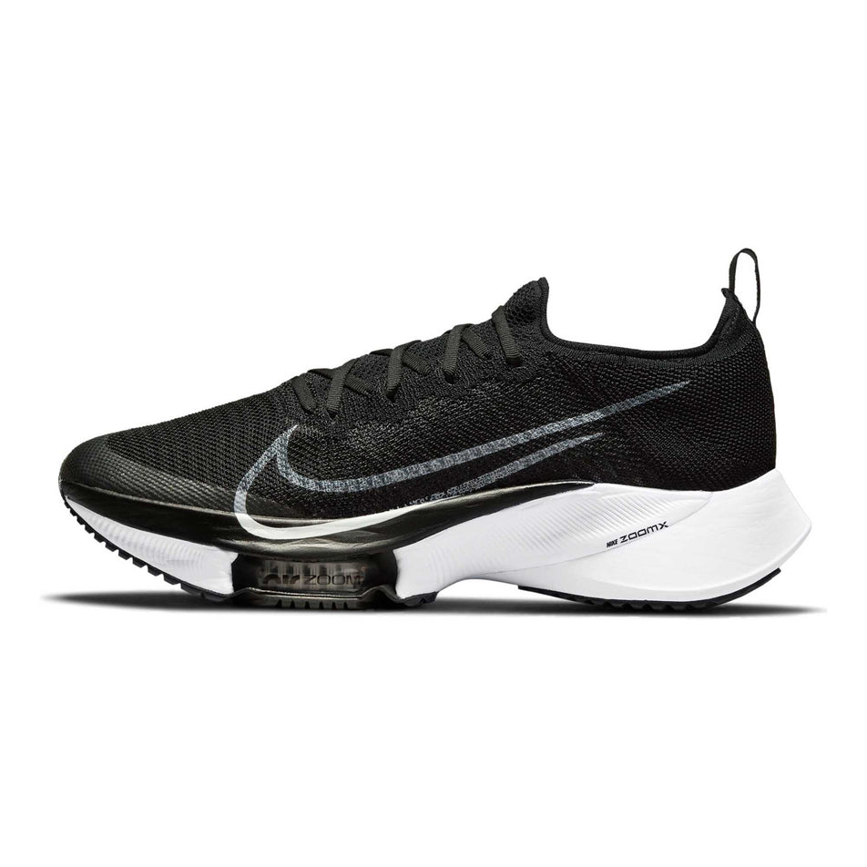 Lateral view of men's nike air zoom tempo next% running shoes (7274253156514)
