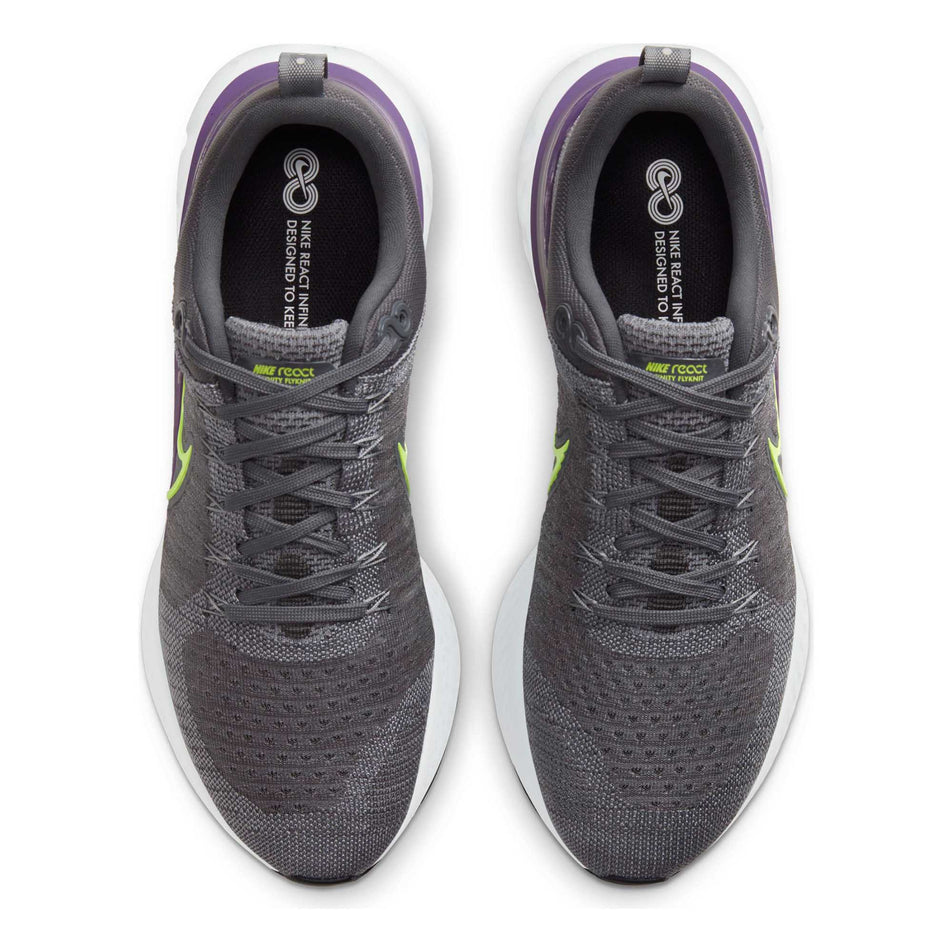 The full upper and lace areas on the right and left shoes from a pair of men's Nike React Infinity Run Flyknit 2 (6899658719394)