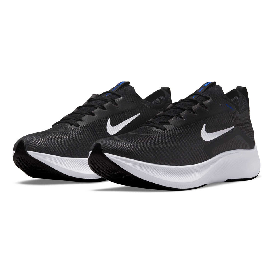 Anterior angled view of men's nike zoomfly 4 running shoes (7267346579618)
