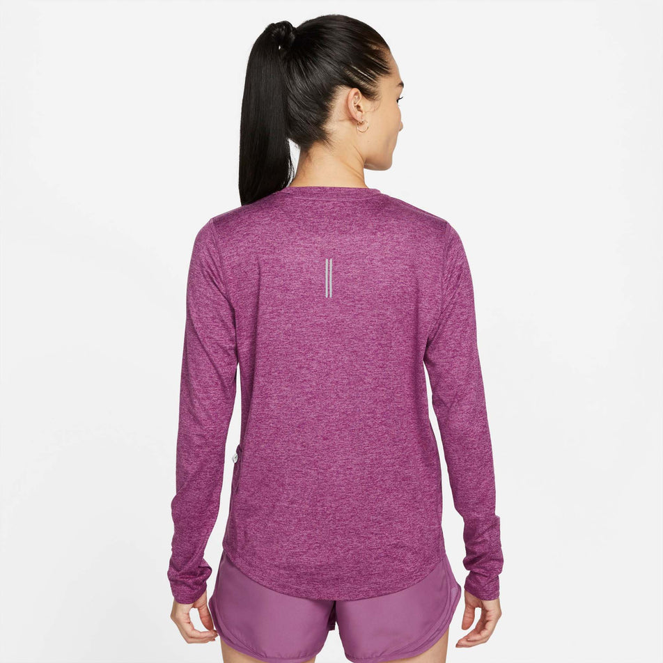 Behind view of women's nike df element crew (7247729688738)