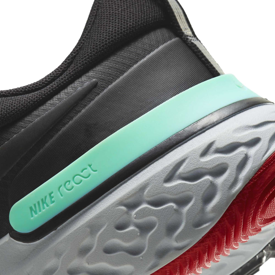 Rear area of the left shoe from a pair of men's Nike React Miler (6899278315682)
