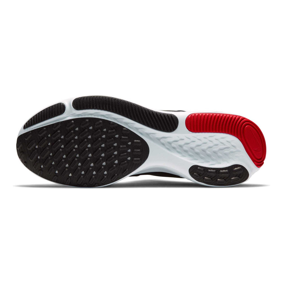 The full outsole on the left shoe from a pair of men's Nike React Miler (6899278315682)
