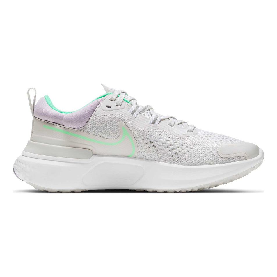 Medial side of the left shoe from a pair of women's Nike React Miler 2 (6899776454818)