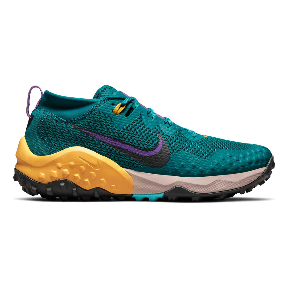 Lateral view of men's nike wildhorse 7 running shoes (6875726053538)