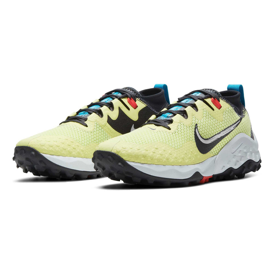 The right and left shoes from a pair of women's Nike Wildhorse 7 (6899418988706)