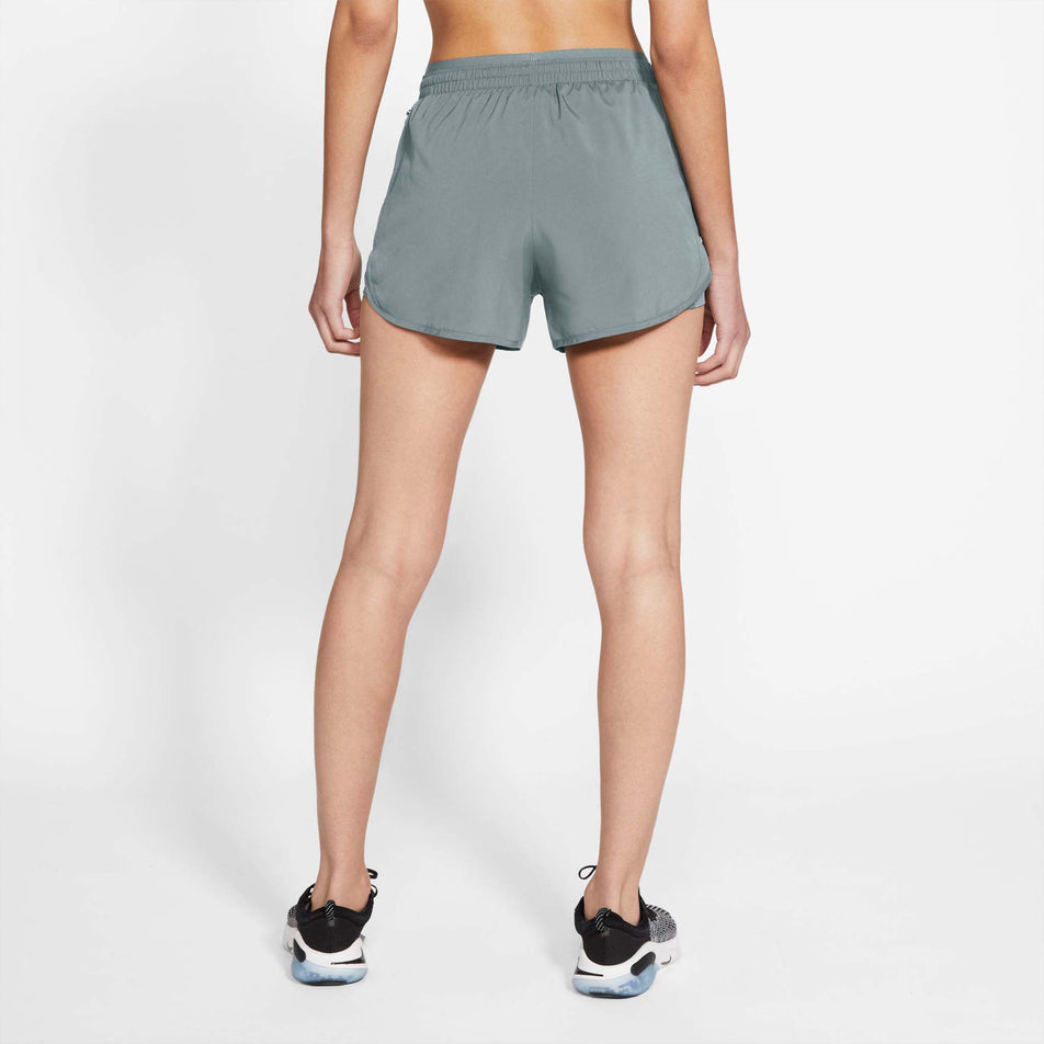Behind view of women's nike tempo luxe 2in1 shorts (7247750660258)