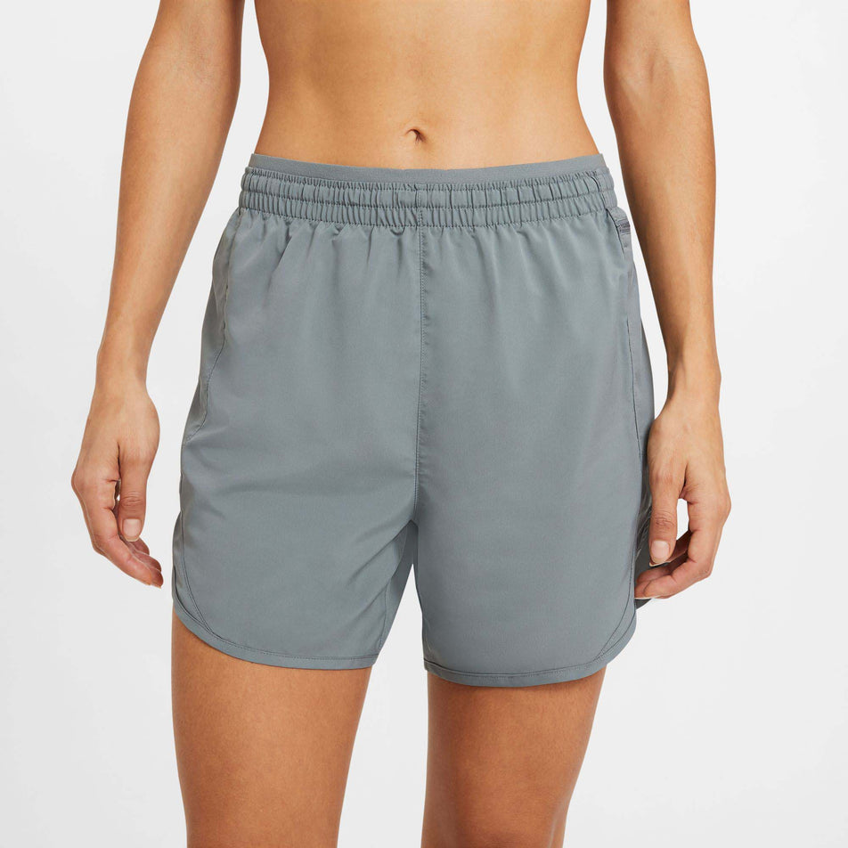 Front view of women's nike tempo luxe short 5in (7384766447778)