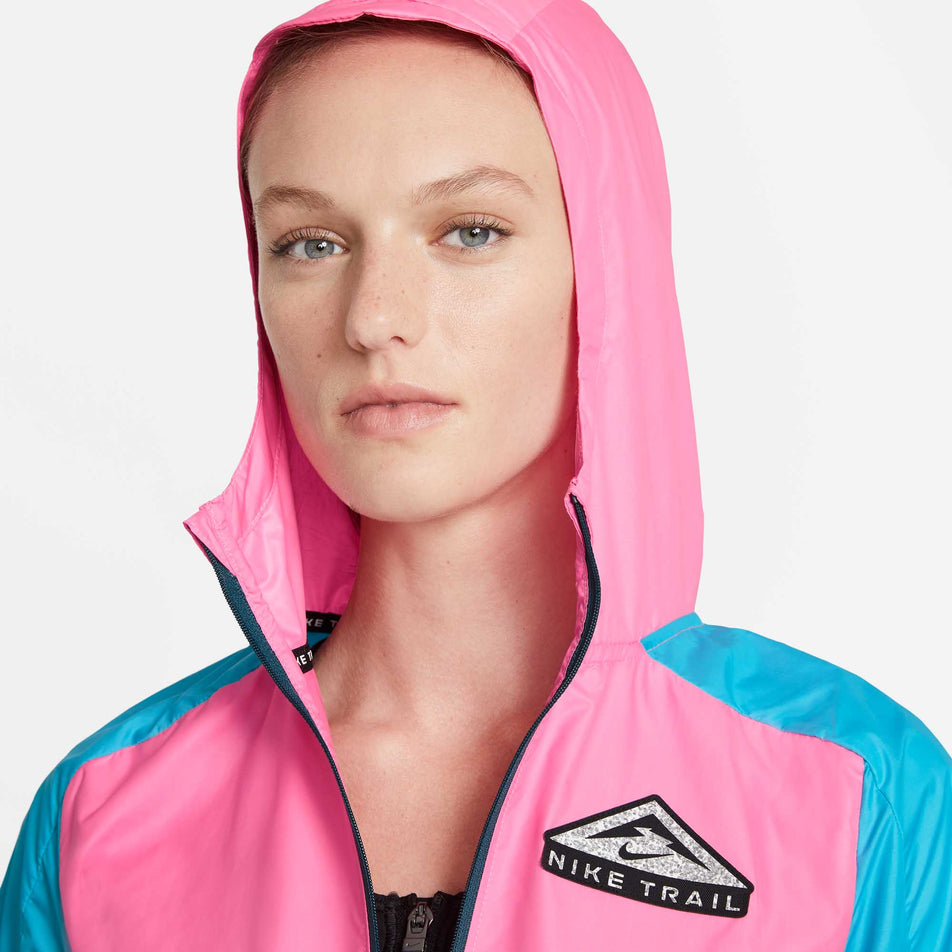 Hood view of women's nike sf trail jacket (6918055887010)
