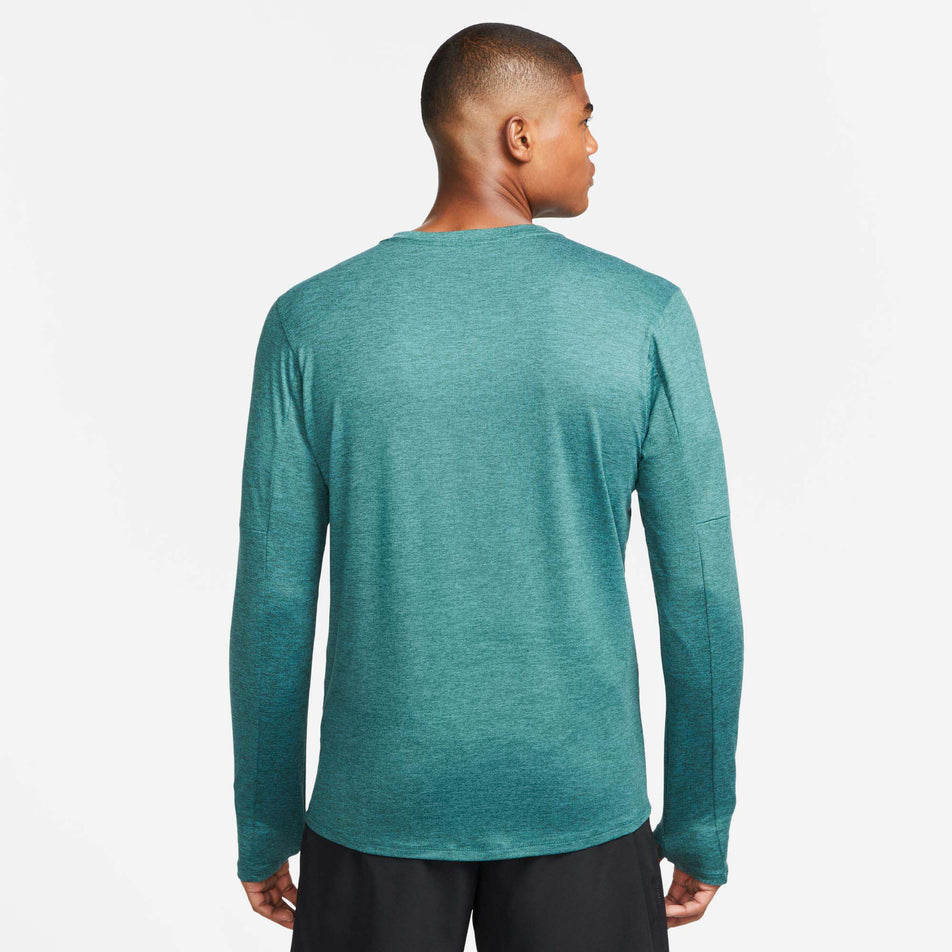 Back view of Nike Men's DF Element Running Crew in green. (7729614487714)