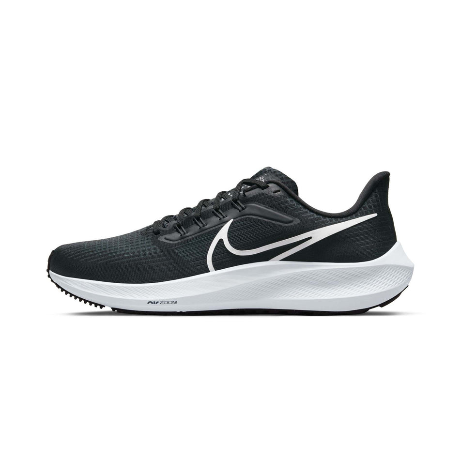 Lateral side of the left shoe from a pair of men's Nike Air Zoom Pegasus 39 (7725357203618)
