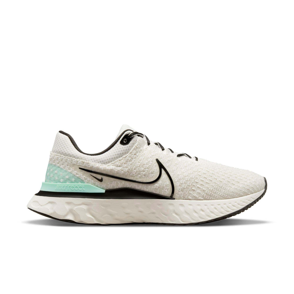 Lateral view of men's nike react infinity run flyknit 3 running shoes (7351501815970)