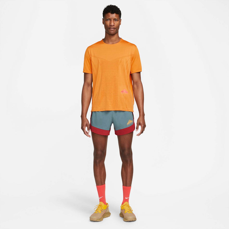 Front model view of men's nike df trail rise 365 ss (7327943426210)