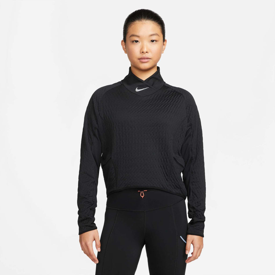 Front view of women's nike tf run division midlayer (7328903954594)