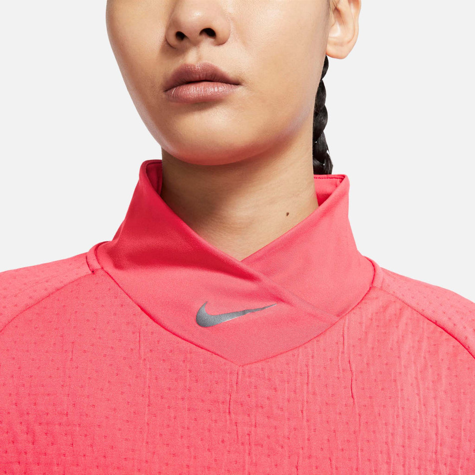 Nike | Women's TF Run Division Midlayer (7328907460770)
