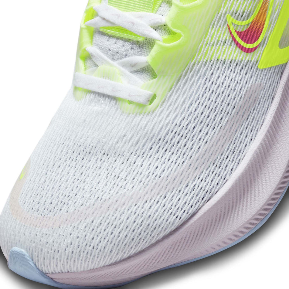 Toebox view of women's nike zoom fly 4 premium running shoes (7316405551266)