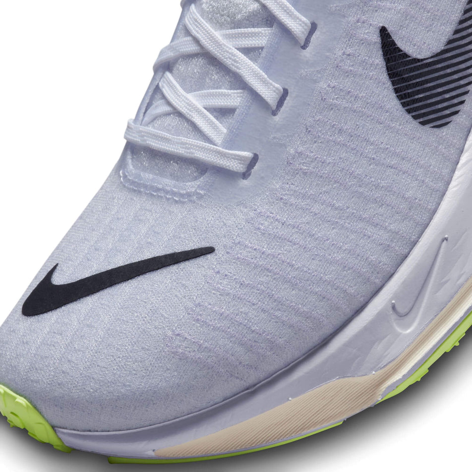 The toe box of the left shoe from a pair of Women's ZoomX Invincible Run Flyknit 3 Running Shoes (7751503282338)