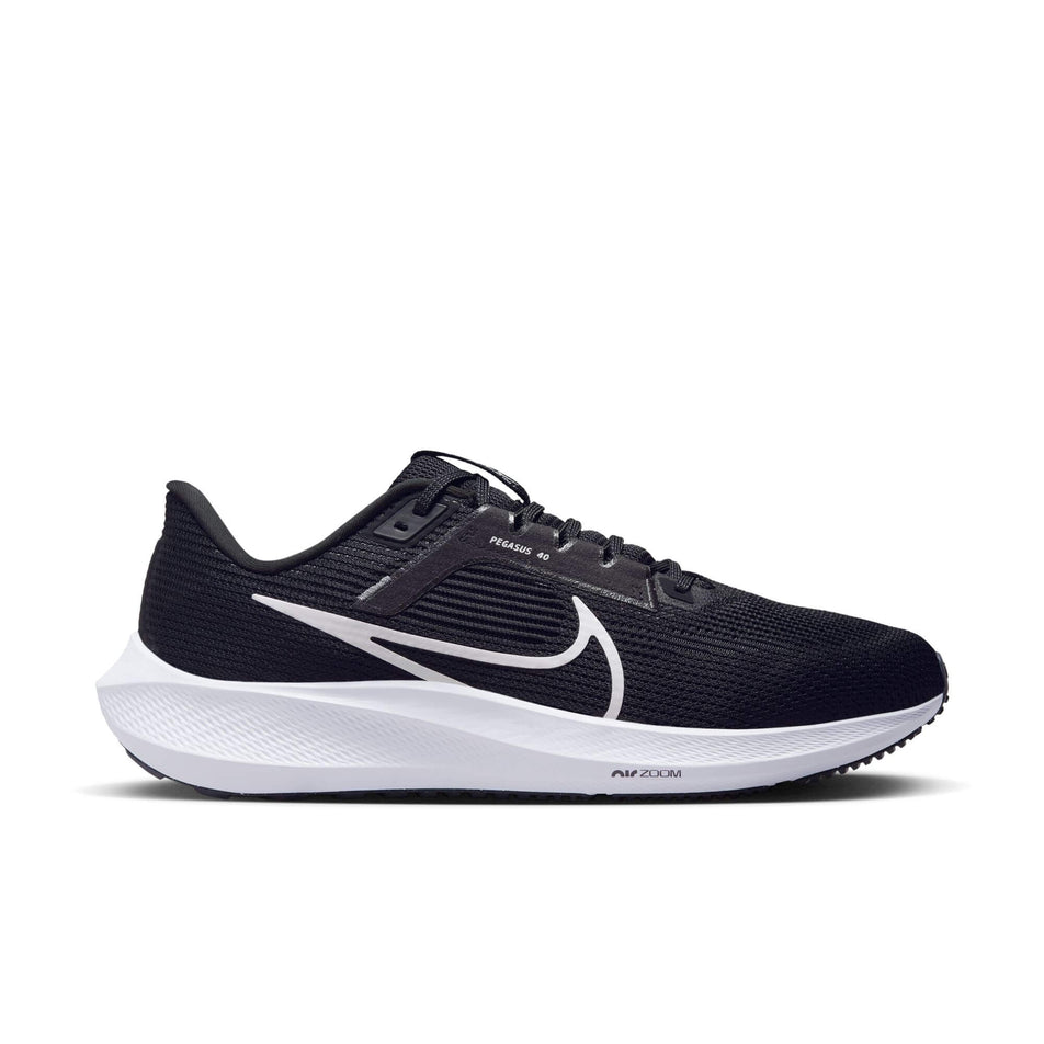 Lateral side of the right shoe from a pair of men's Nike Air Zoom Pegasus 40 Running Shoes (7837229809826)