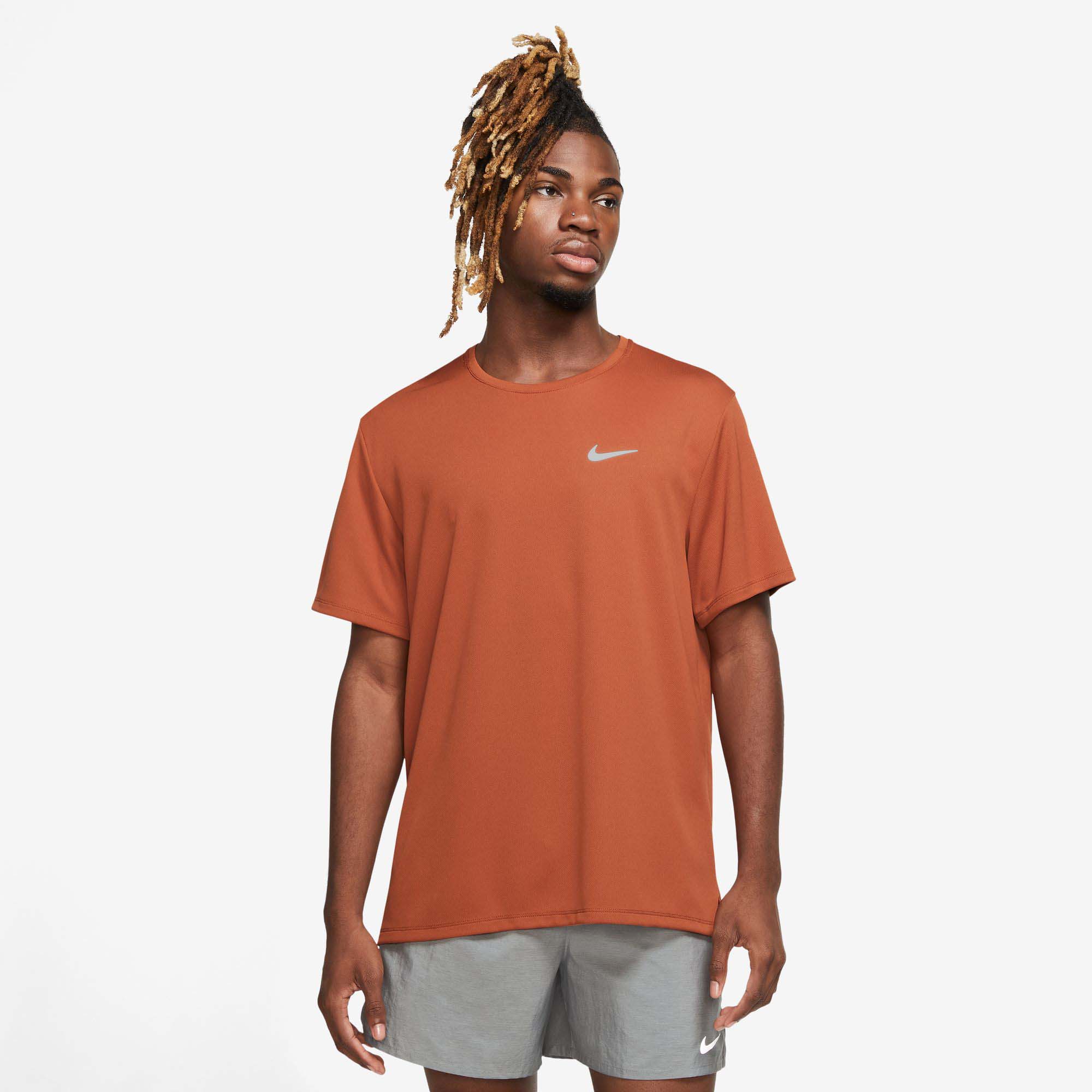Nike Dri-FIT Short-Sleeve - Orange | Run4It
