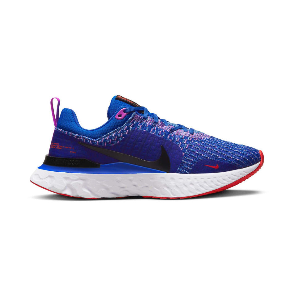 Right shoe lateral view of Nike Women's React Infinity Run Flyknit 3 Running Shoes in blue. (7728660119714)