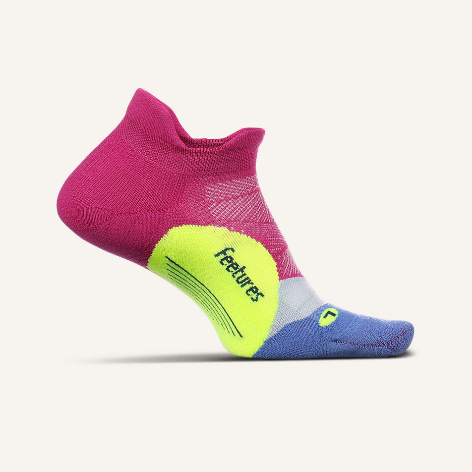 Medial view of unisex feetures elite ultra light no show tab (7319086235810)