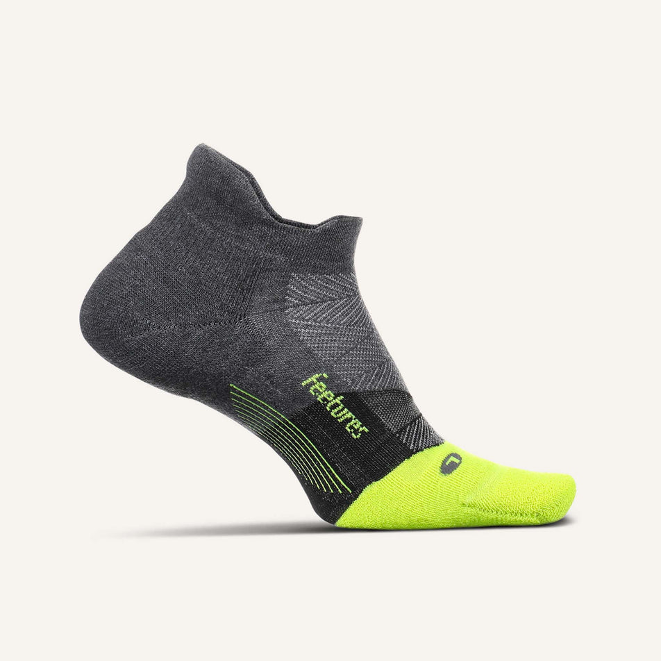 Medial view of unisex feetures elite max cushion no show tab (7319113924770)