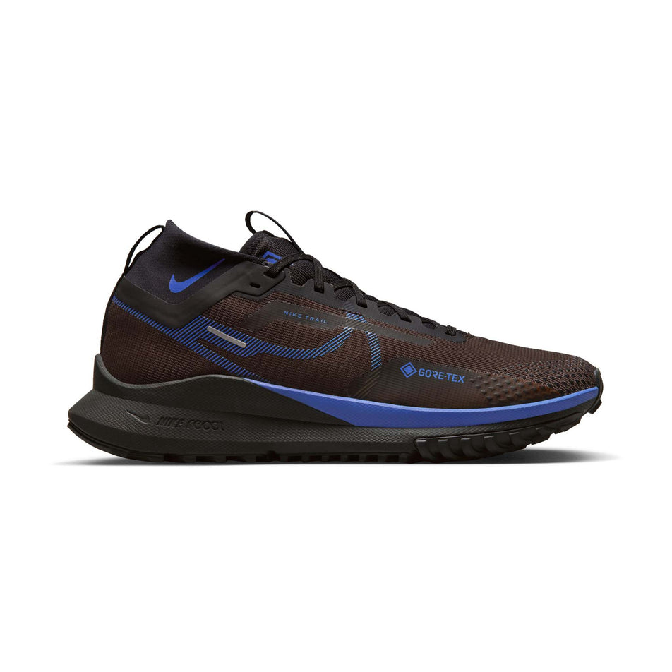 Right shoe lateral view of Nike Men's React Pegasus Trail 4 GORE-TEX Running Shoes in brown (7671252091042)