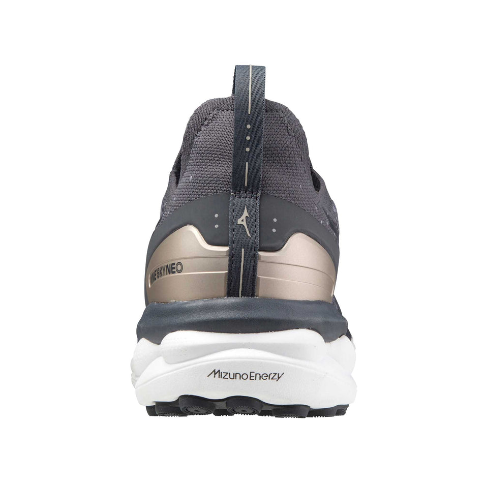 The heel counter and crash pad on the left shoe from a pair of men's Mizuno Wave Sky Neo (6897398546594)