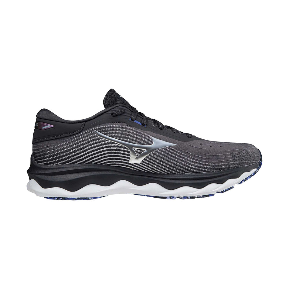 Lateral view of men's mizuno wave sky 5 running shoes (6882949726370)